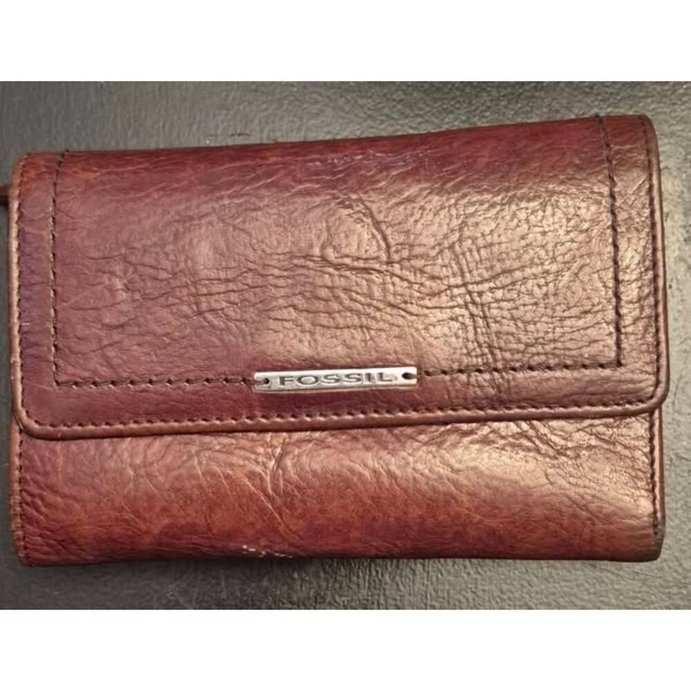 Fossil Tri Fold Wallet Women's Red Wine Color Reddish Brown 12 Card Holder EUC